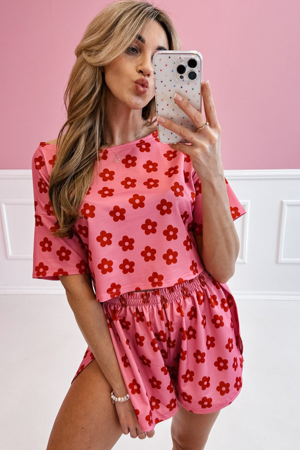 Rose Floral Print Crop Tee and Slits Shorts Pajama Set - Cowaa