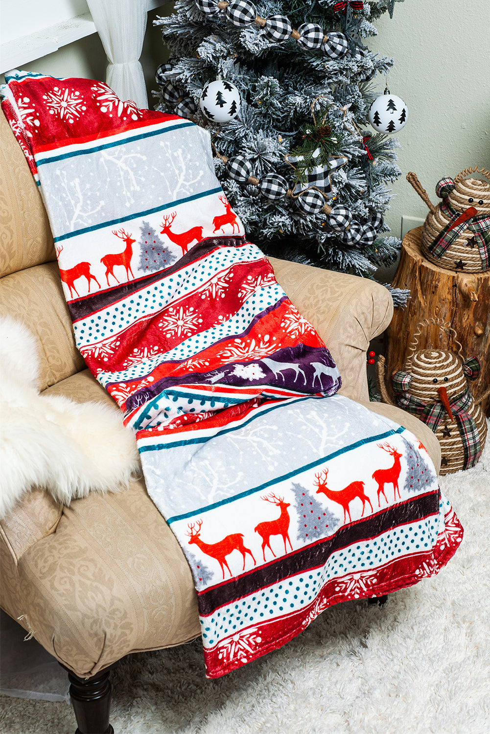 Red Christmas Elk Print Fleece Throw Blanket