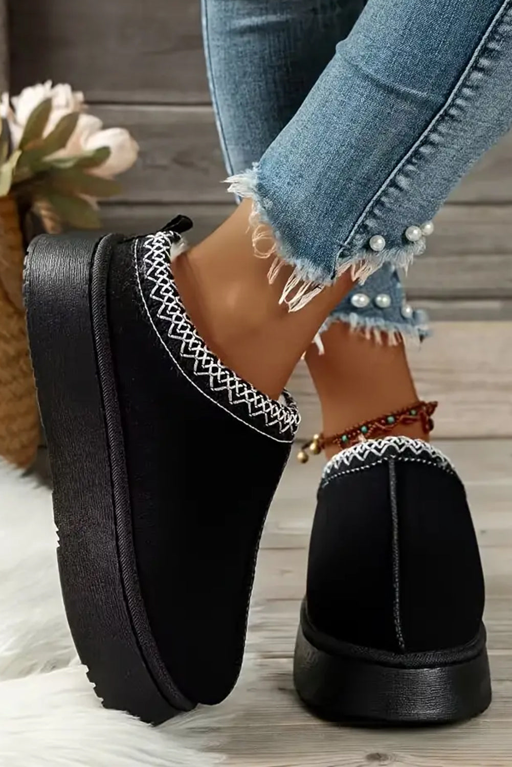 Round Toe Suede Platform Snow Boots