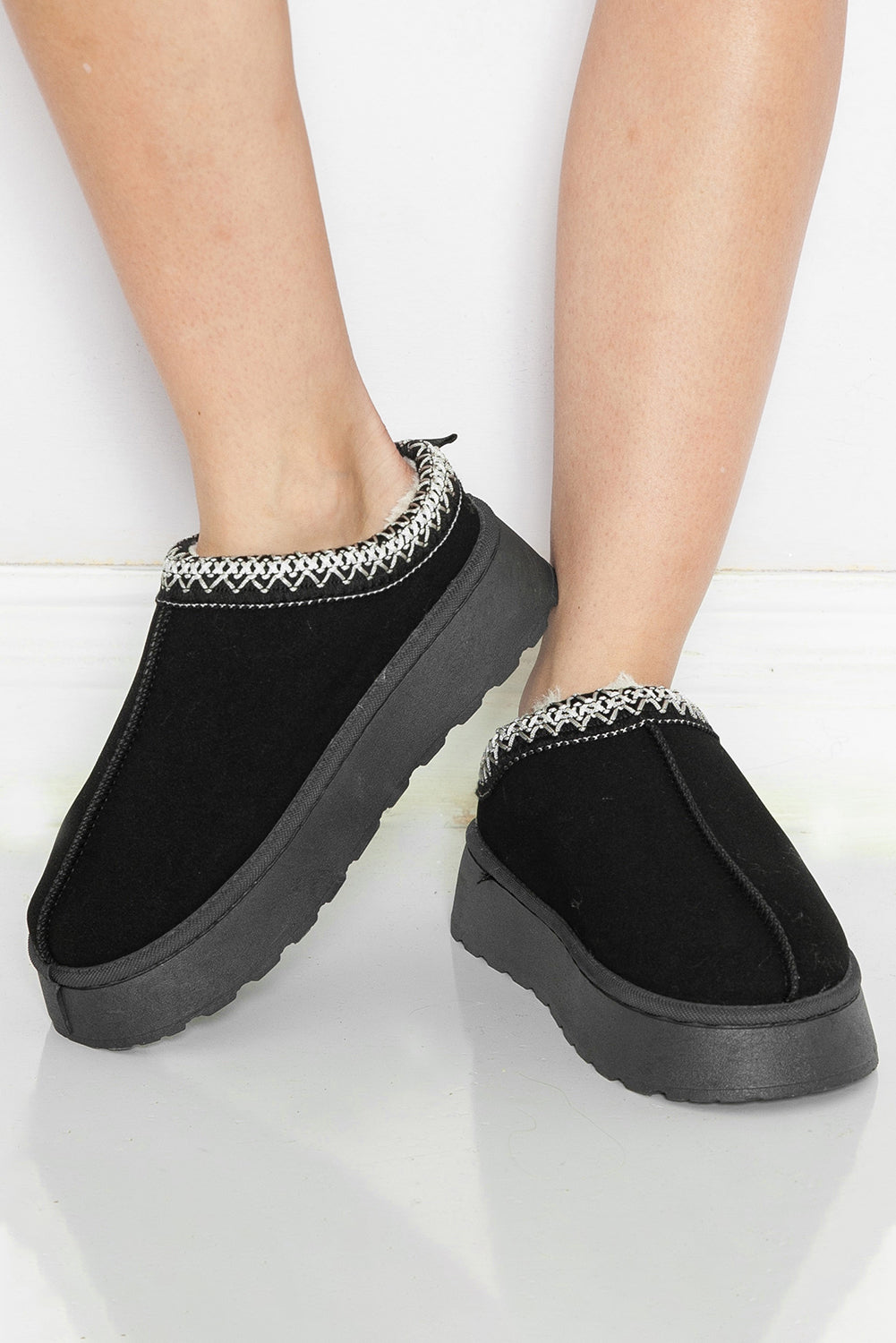 Round Toe Suede Platform Snow Boots