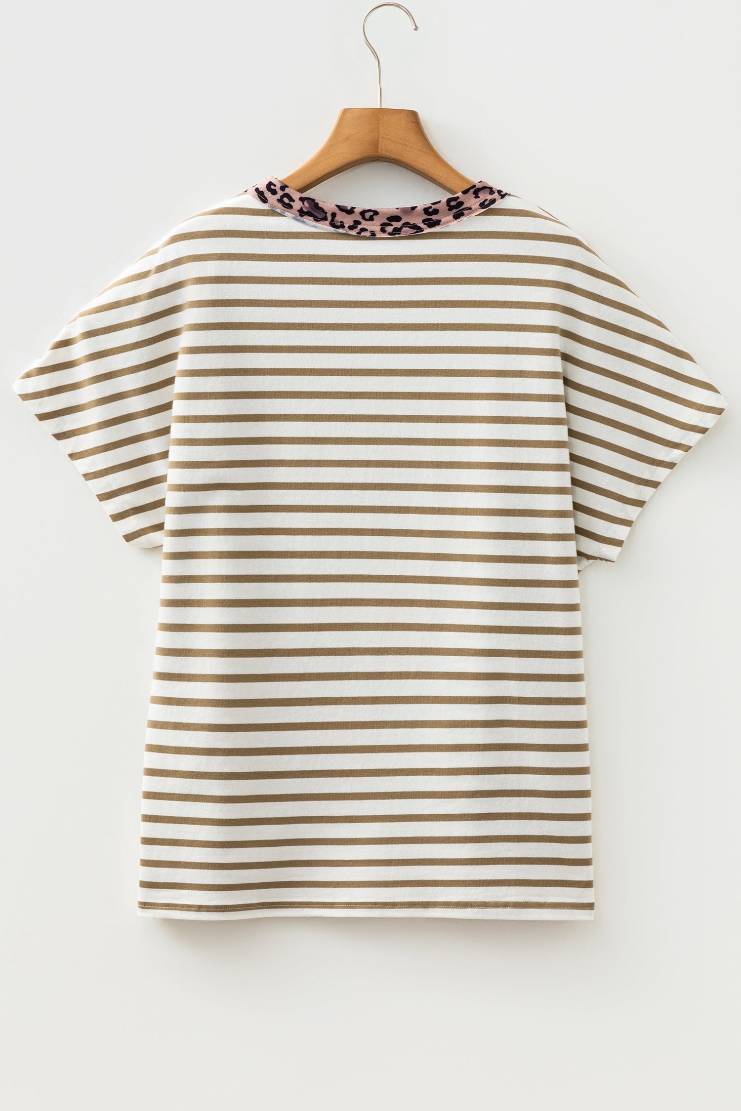Khaki Stripe Leopard Patchwork Round Neck Loose T Shirt - Cowaa