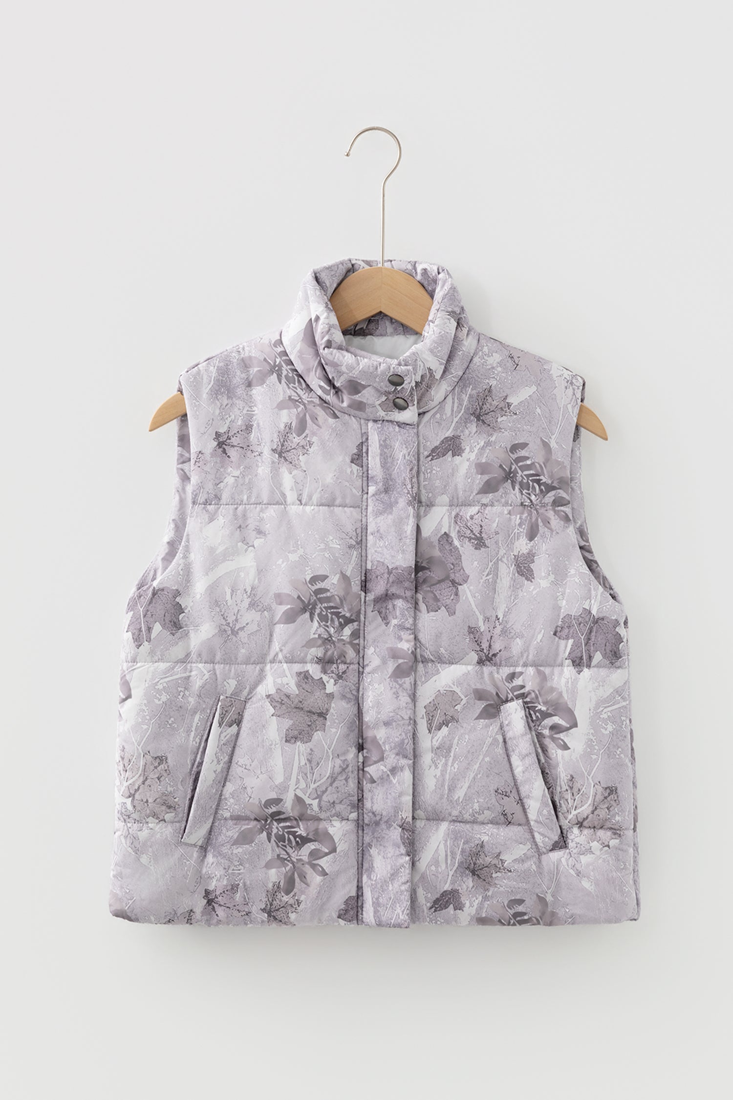 Gray Camo Leaf Print Winter Puffer Vest - Cowaa