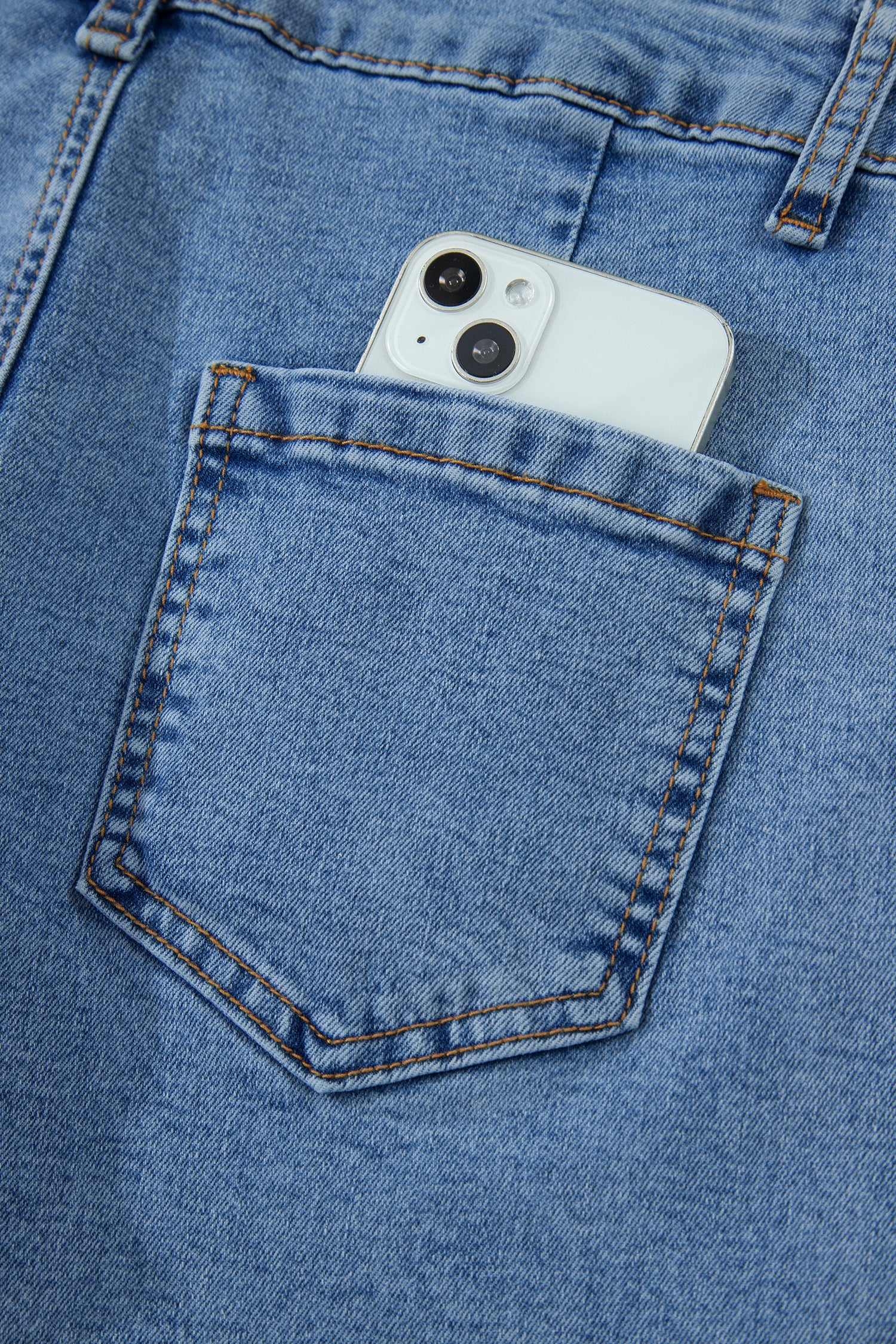 Ivy Seam Detail Pocketed Cuffed Hem Denim Shorts - Cowaa