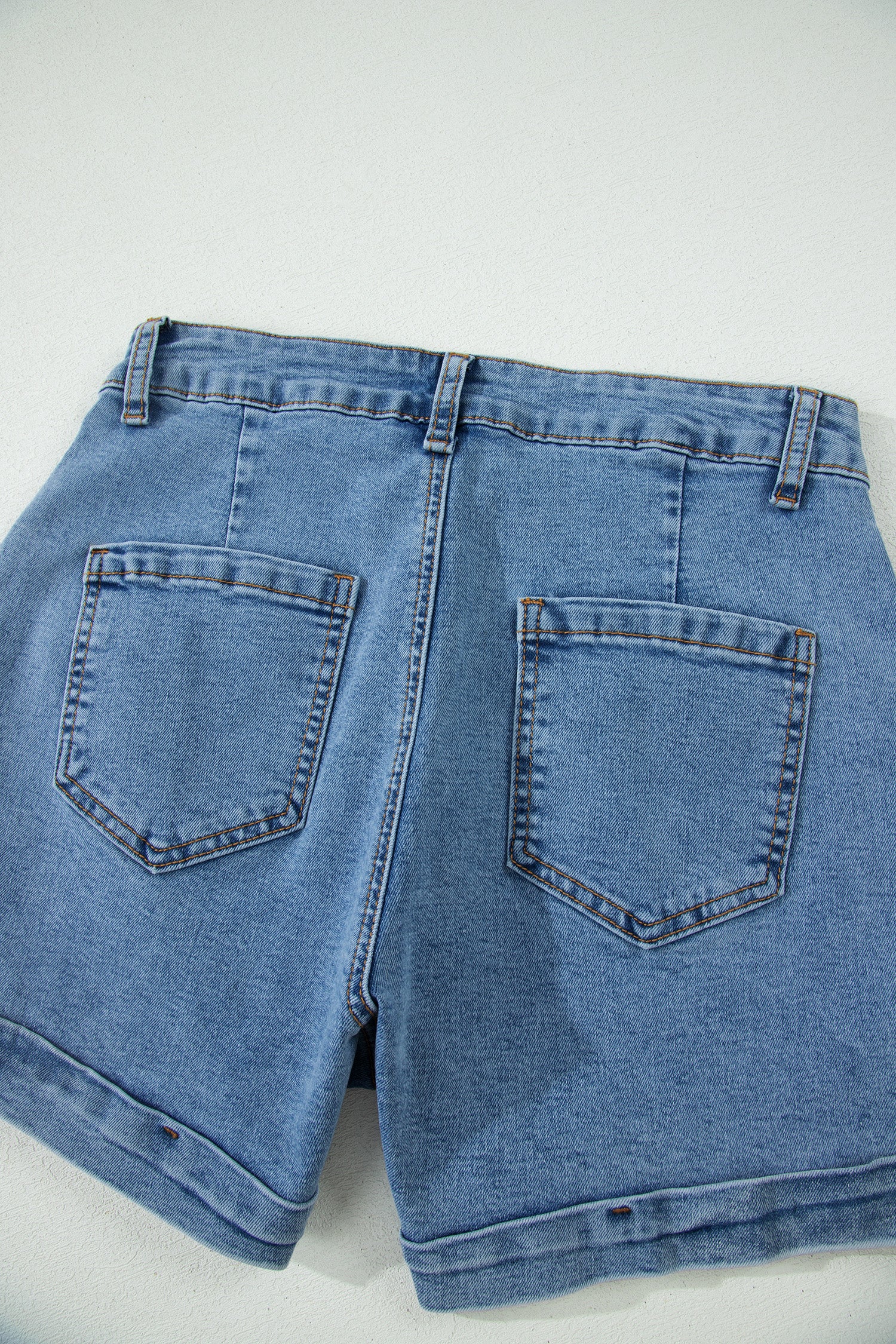 Ivy Seam Detail Pocketed Cuffed Hem Denim Shorts - Cowaa