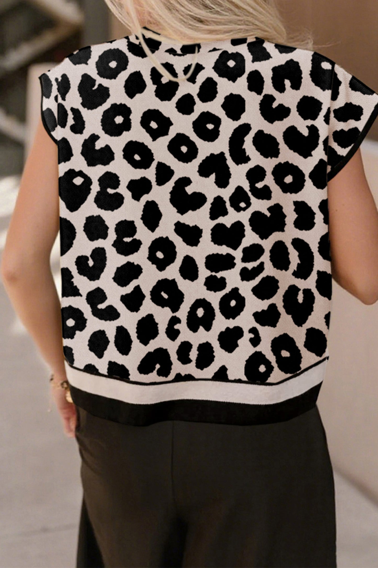 Black Plus Size Leopard Print High Neck Short Sleeve Sweater - Cowaa