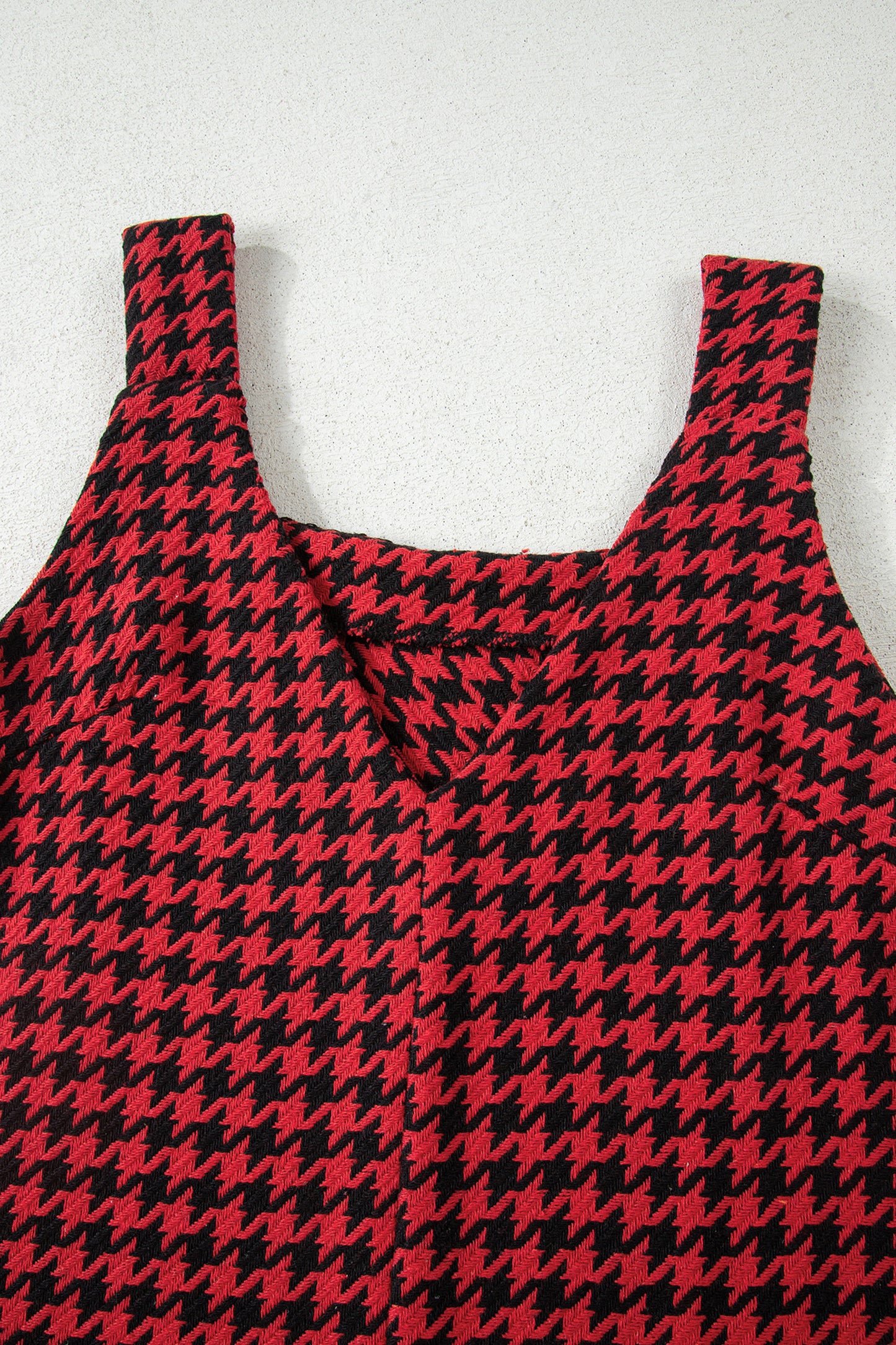 Red Houndstooth Print V Neck Sleeveless Mini Dress - Cowaa