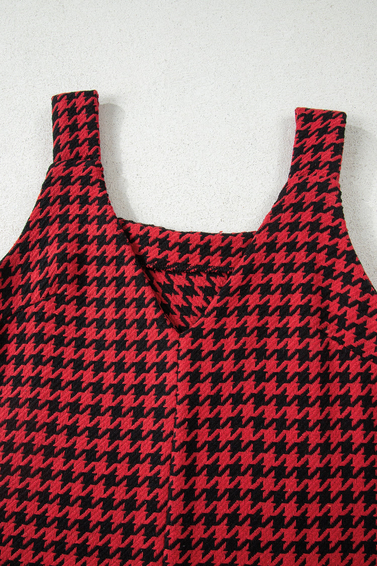 Red Houndstooth Print V Neck Sleeveless Mini Dress - Cowaa