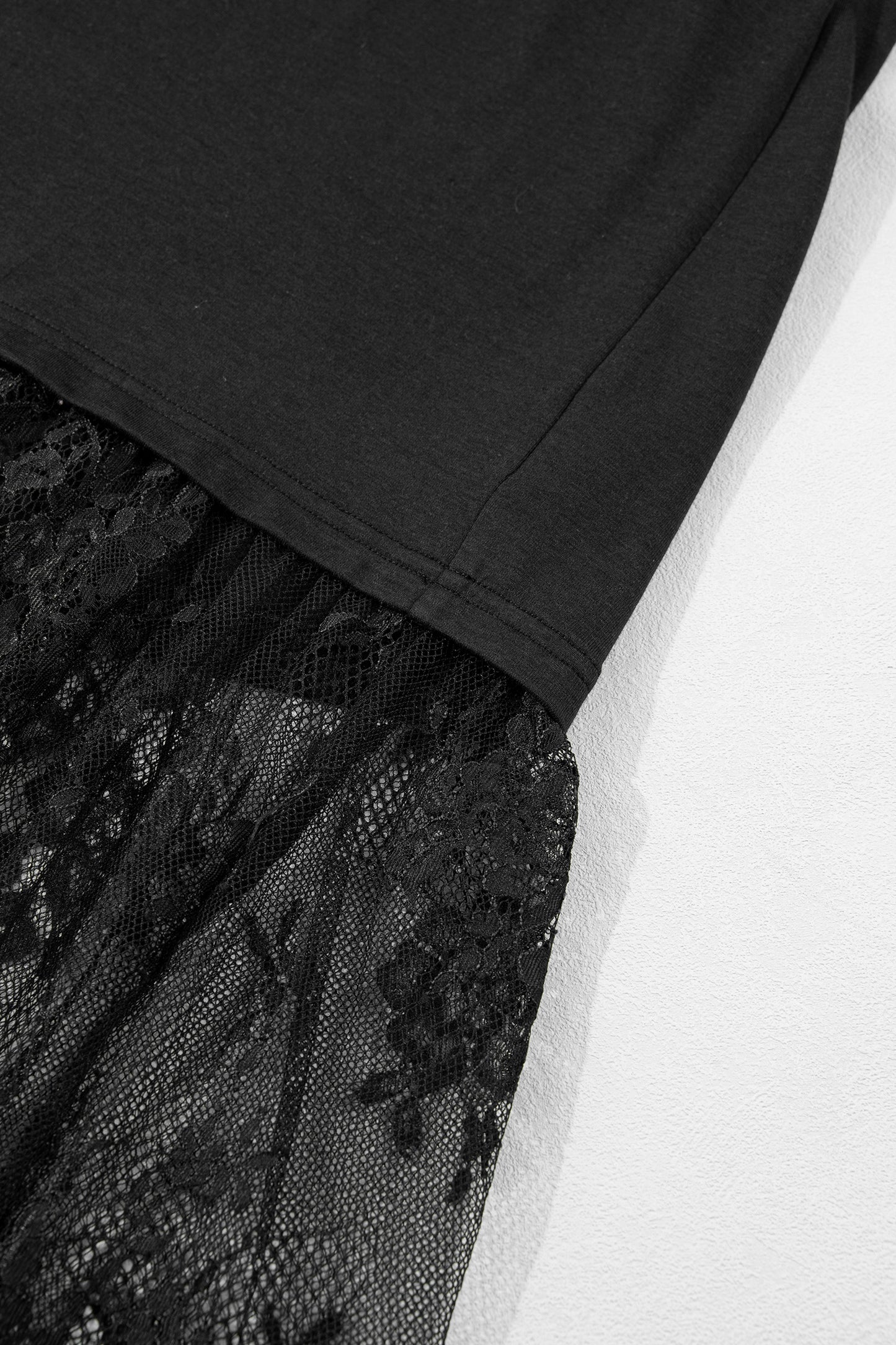 Black Plus Size Lace Hem Patchwork T Shirt Midi Dress - Cowaa