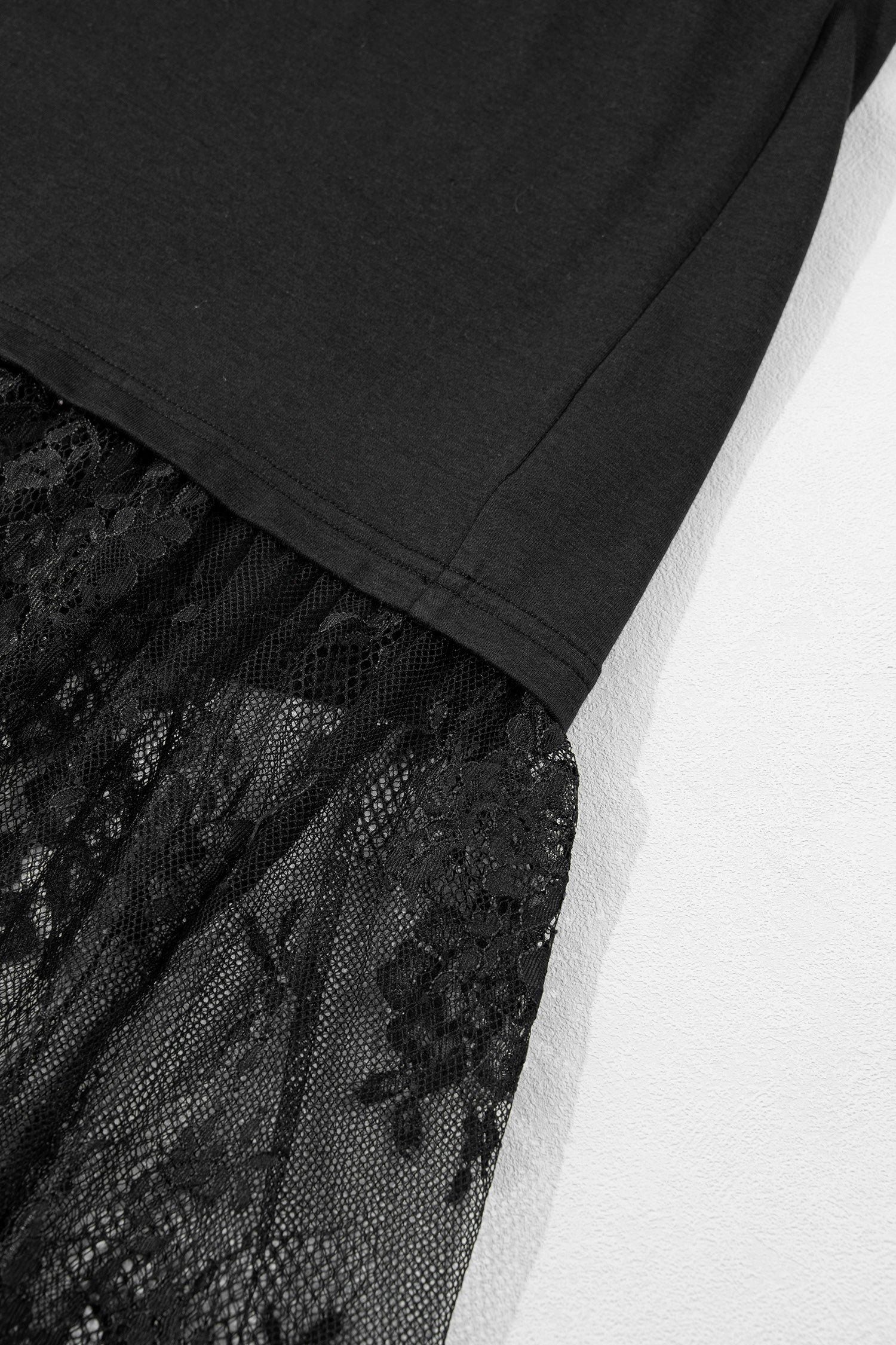 Black Plus Size Lace Hem Patchwork T Shirt Midi Dress - Cowaa