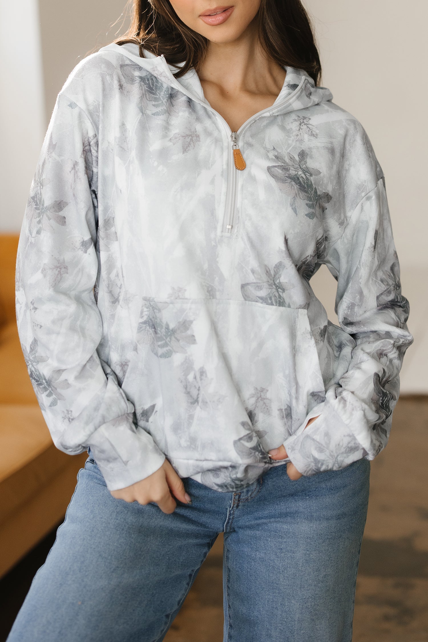 Gray Camo Leaf Print Kangaroo Pocket Quarter Zip Hoodie - Cowaa