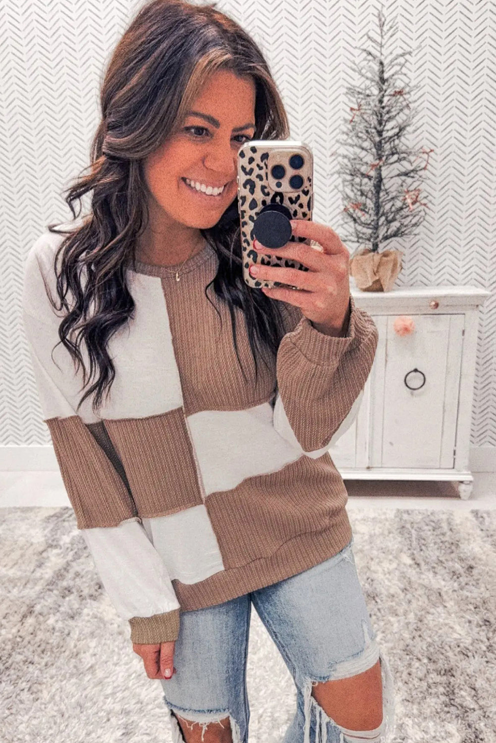 Dark Khaki Colorblock Checkered Raw Seamed Pullover - Cowaa