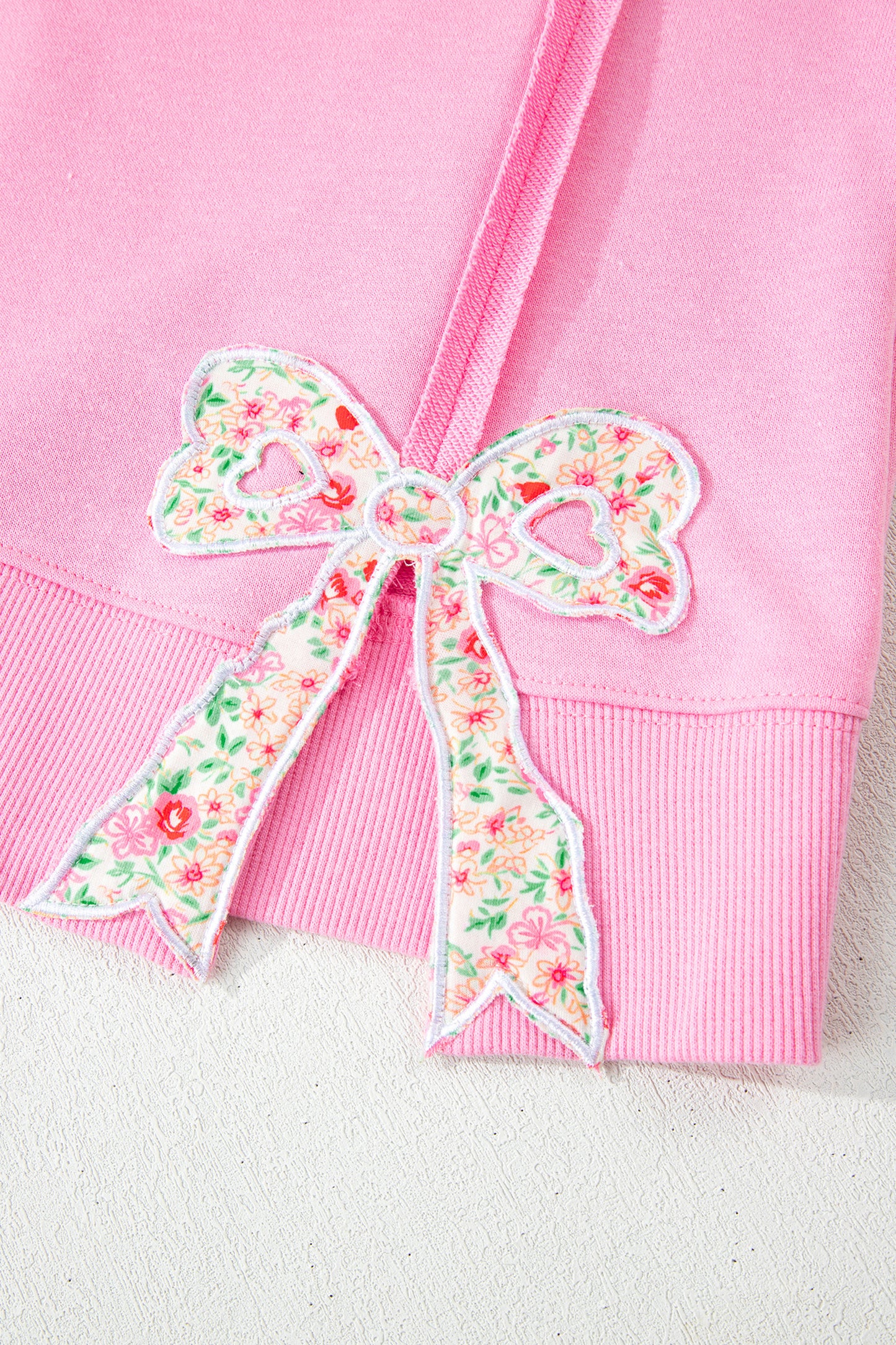 Pink Floral Bow Patched Exposed Seam Patchwork Slit Baggy Sweatshirt - Cowaa