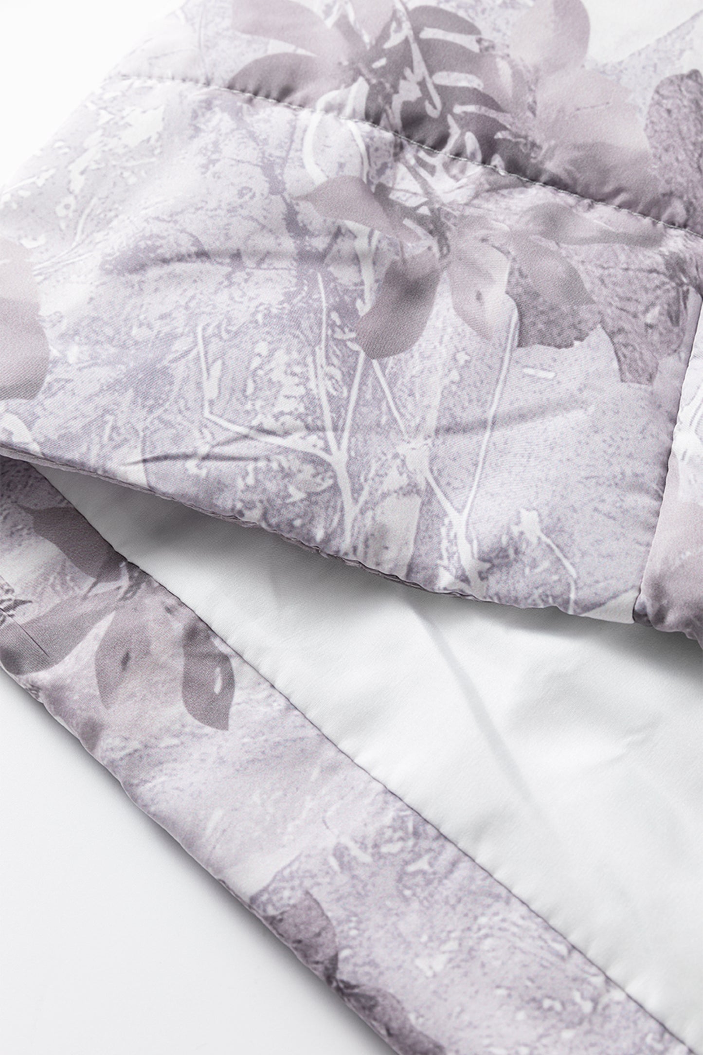 Gray Camo Leaf Print Winter Puffer Vest - Cowaa