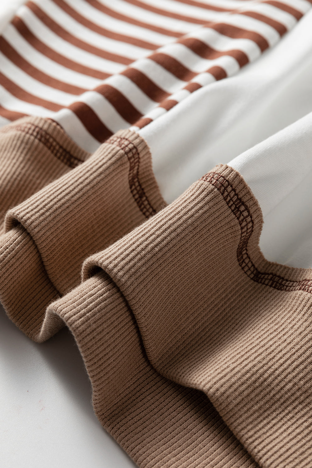 Brown Stripe Colorblock Patchwork Contrast Stitching Oversize Sweatshirt - Cowaa