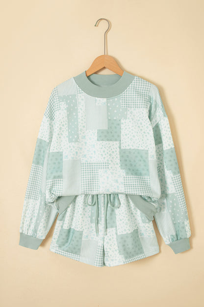 Green Patchwork Floral Print Drop Shoulder Baggy Pullover Drawstring Shorts Set