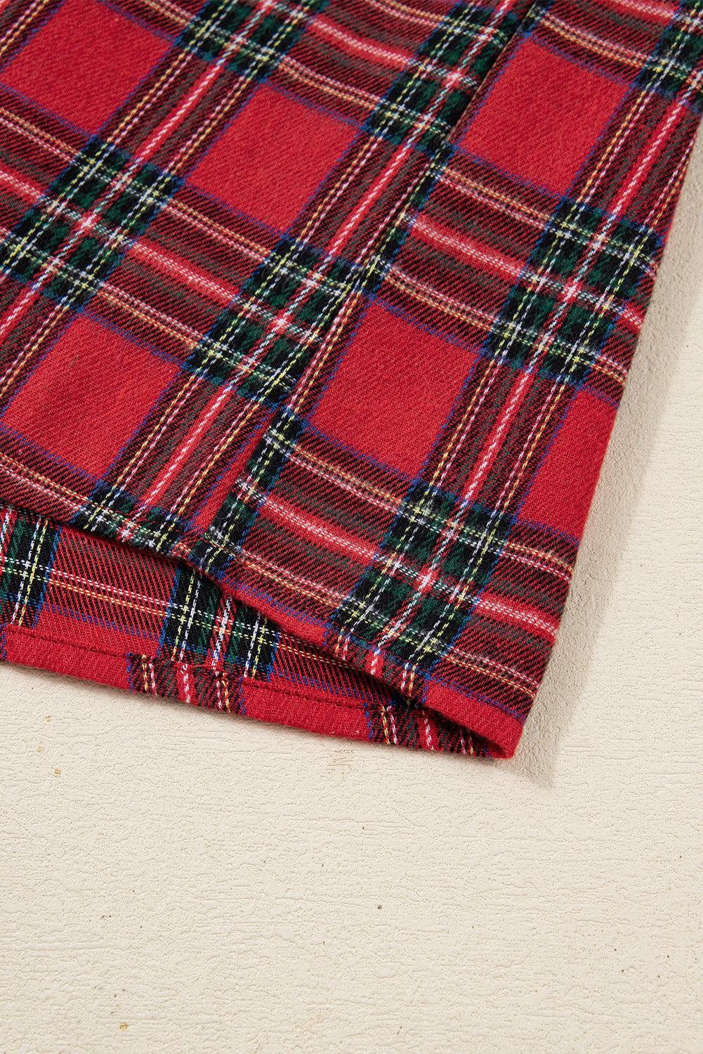 Red Plus Size Plaid Contrast Patchwork Long Sleeve Shirt and Shorts 2pcs Pajama Set - Cowaa