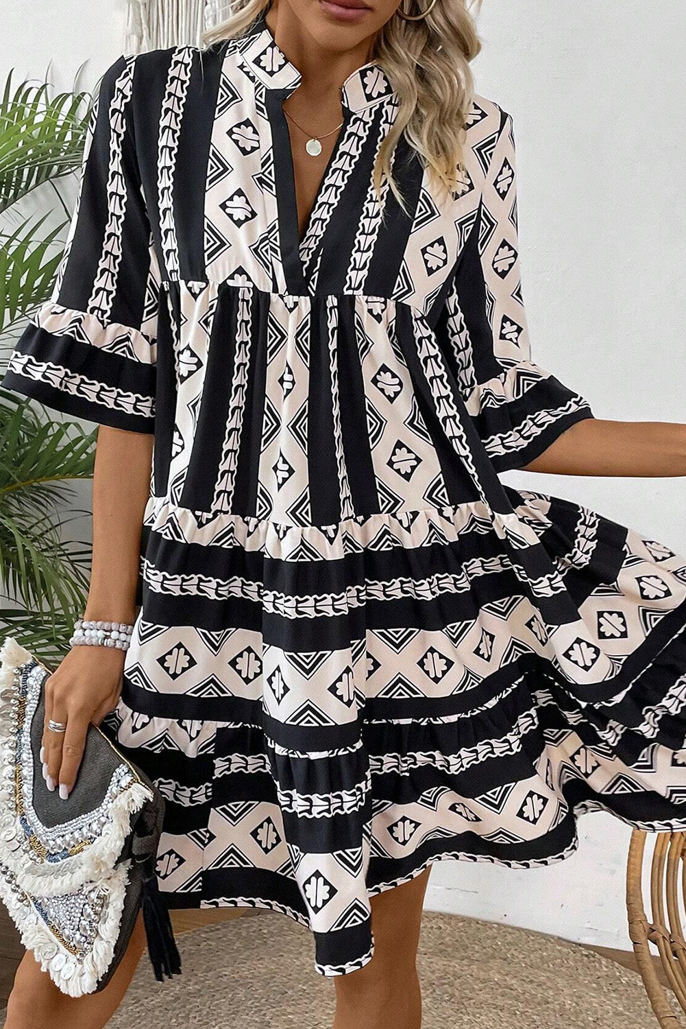 Black Abstract Print Bell Sleeve V Neck Boho Dress - Cowaa