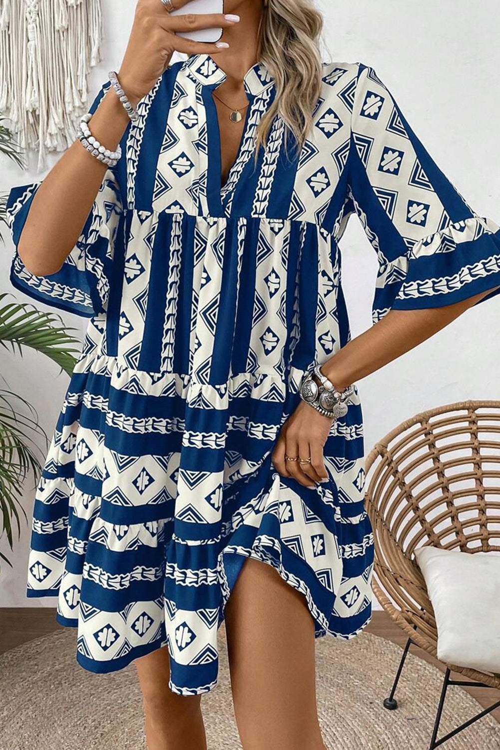 Black Abstract Print Bell Sleeve V Neck Boho Dress - Cowaa