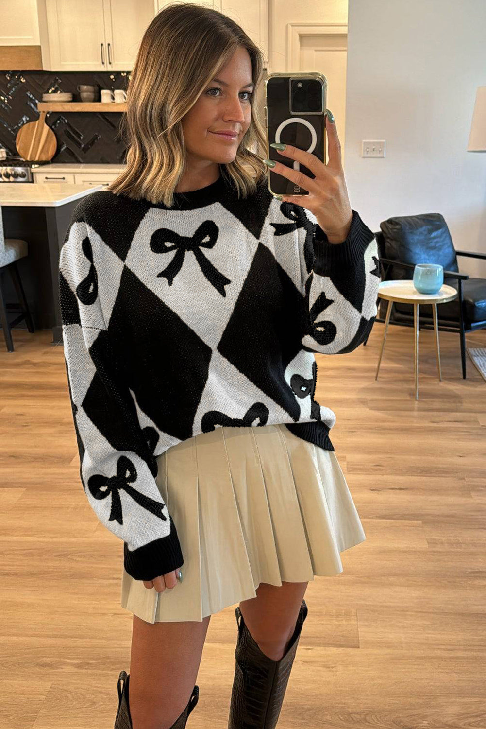 Black Bow Pattern Colorblock Rhombus Knit Loose Sweater - Cowaa