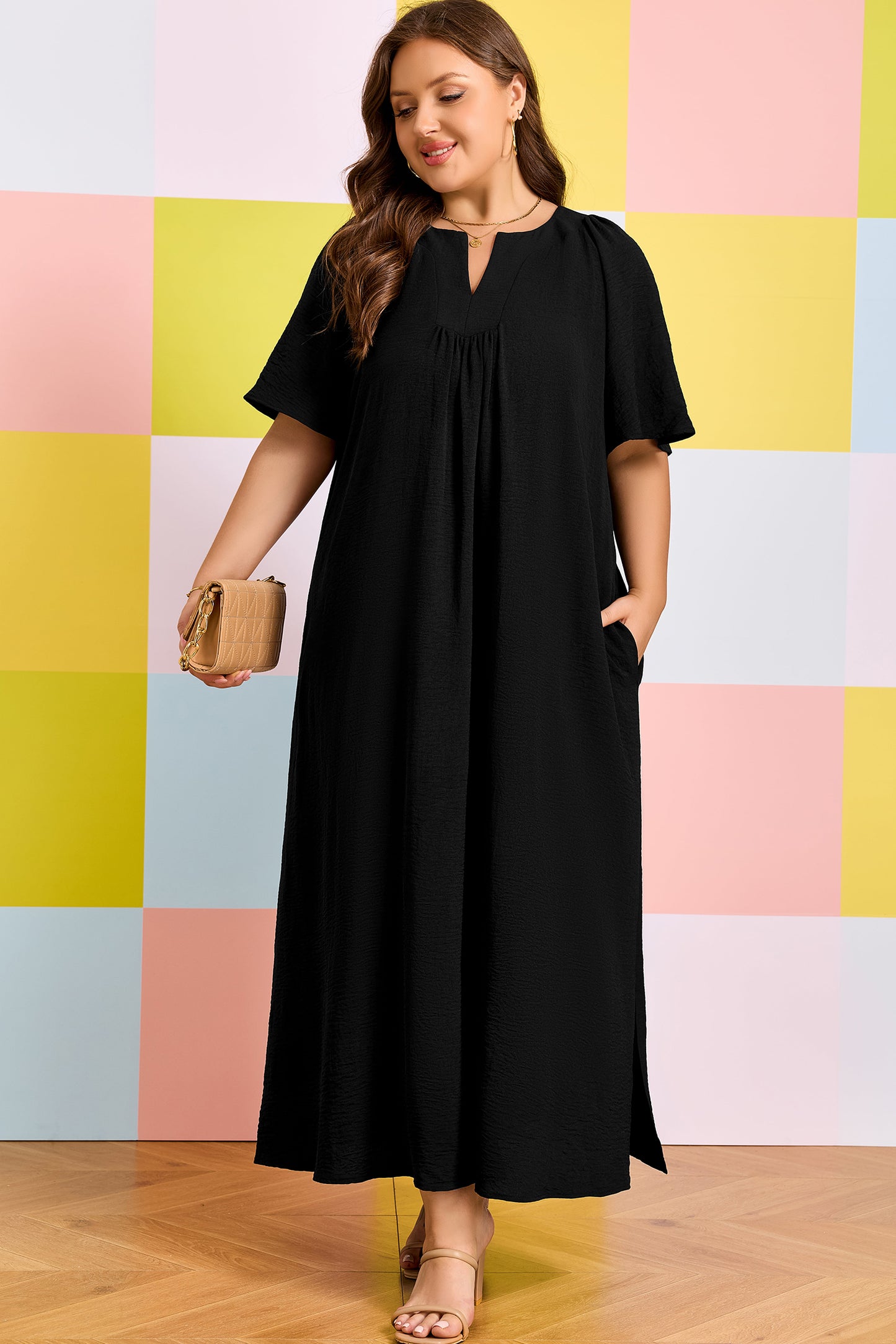 Black Plus Size Solid Color Notched Neck Short Sleeve Loose Dress - Cowaa
