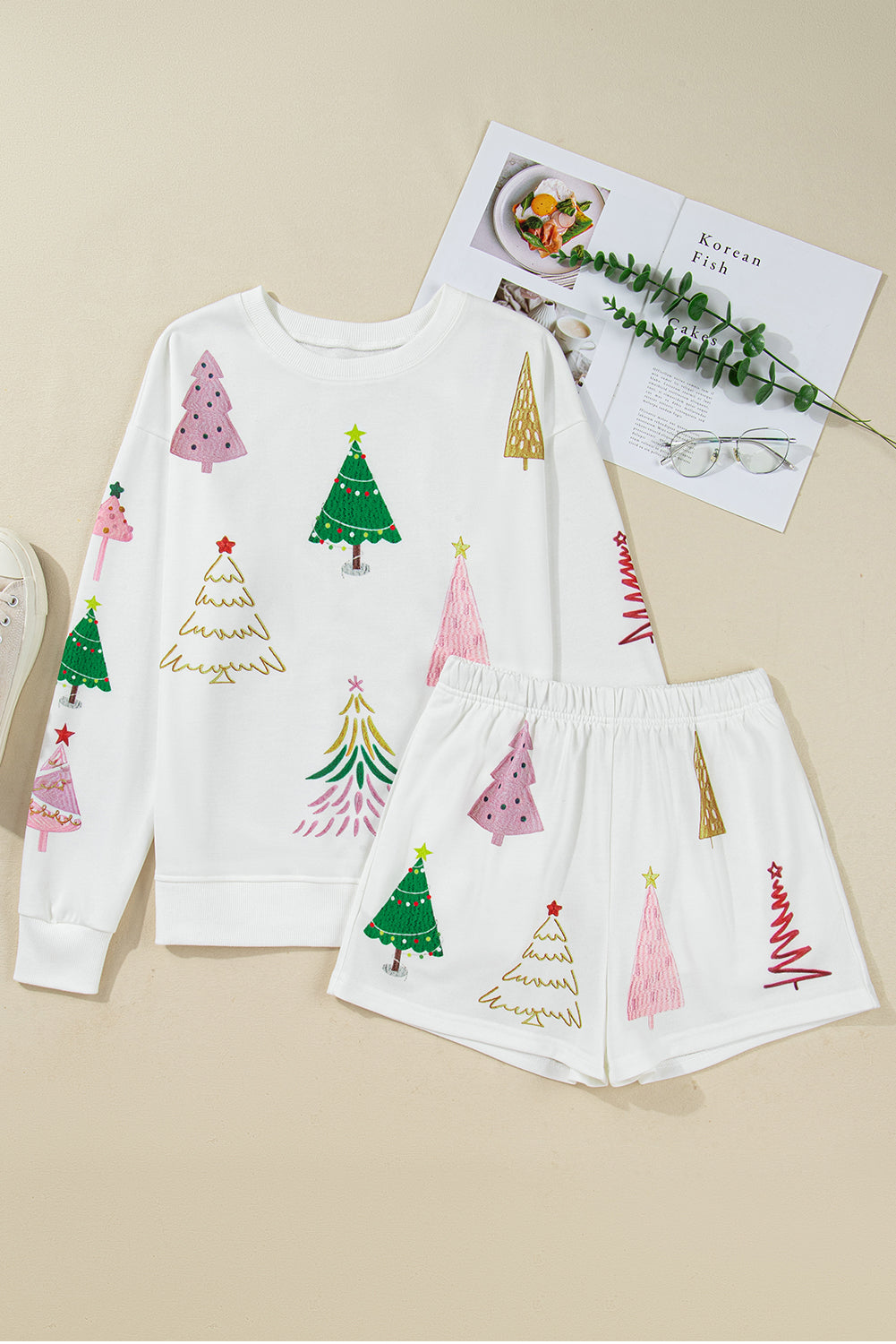 White Christmas Tree Long Sleeve Top and Shorts Pajama Set - Cowaa