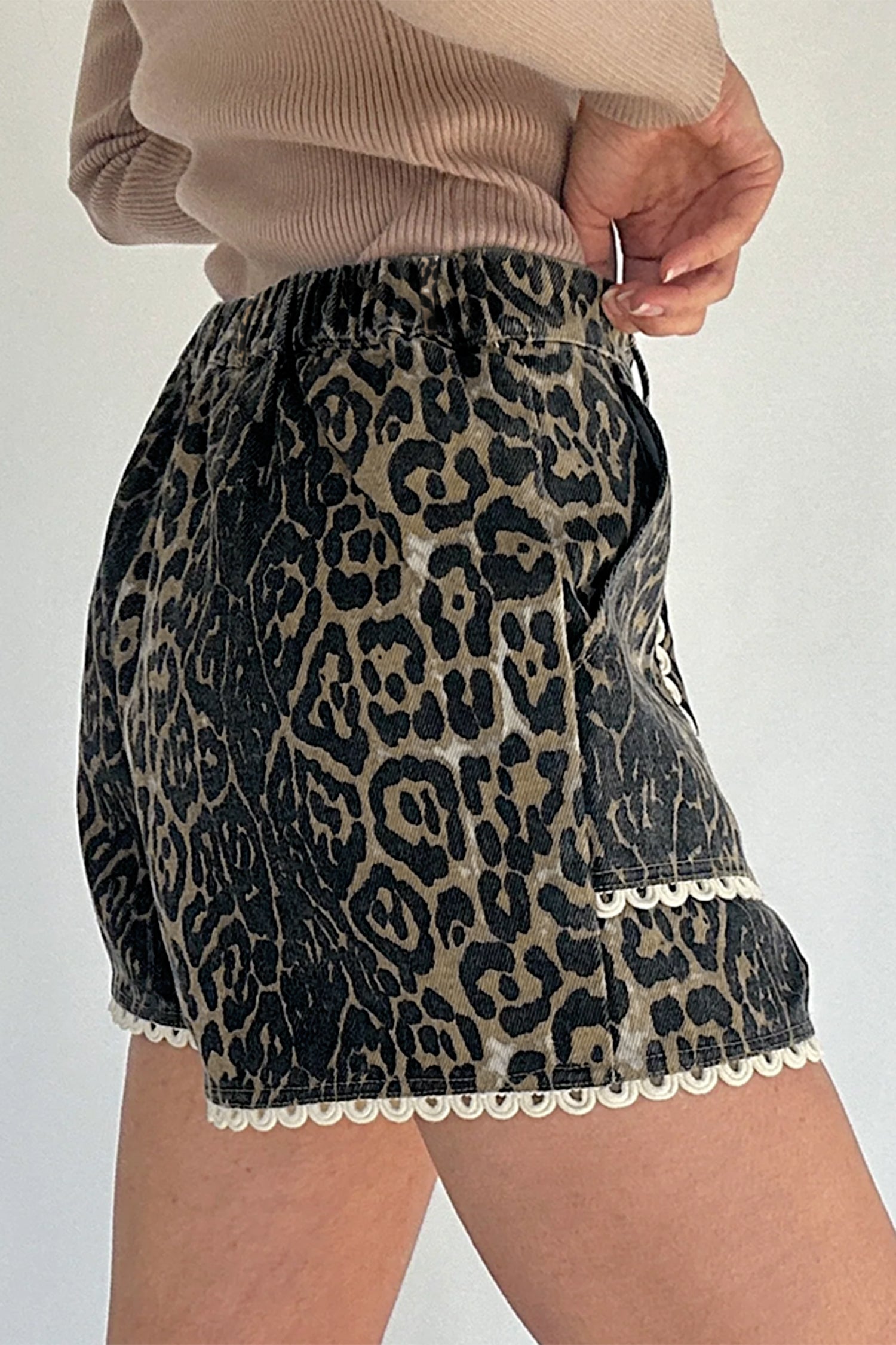 Khaki Contrast Scalloped Lace Trim Leopard Denim Shorts.
