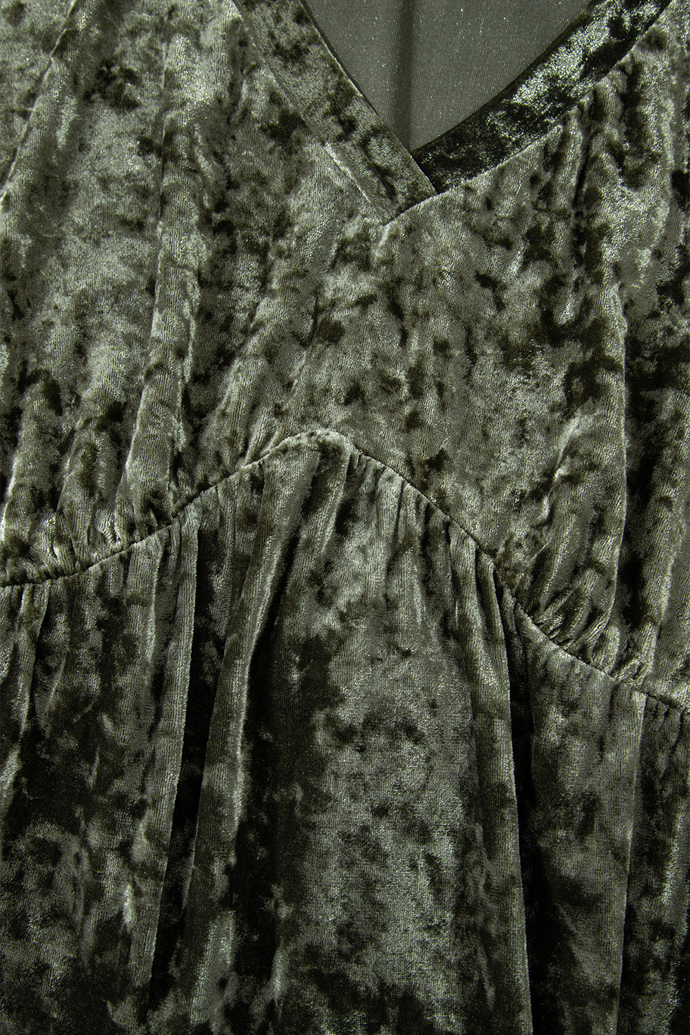 Jungle Green Plus Size Velvet Babydoll Mini Dress with Puff Sleeve - Cowaa