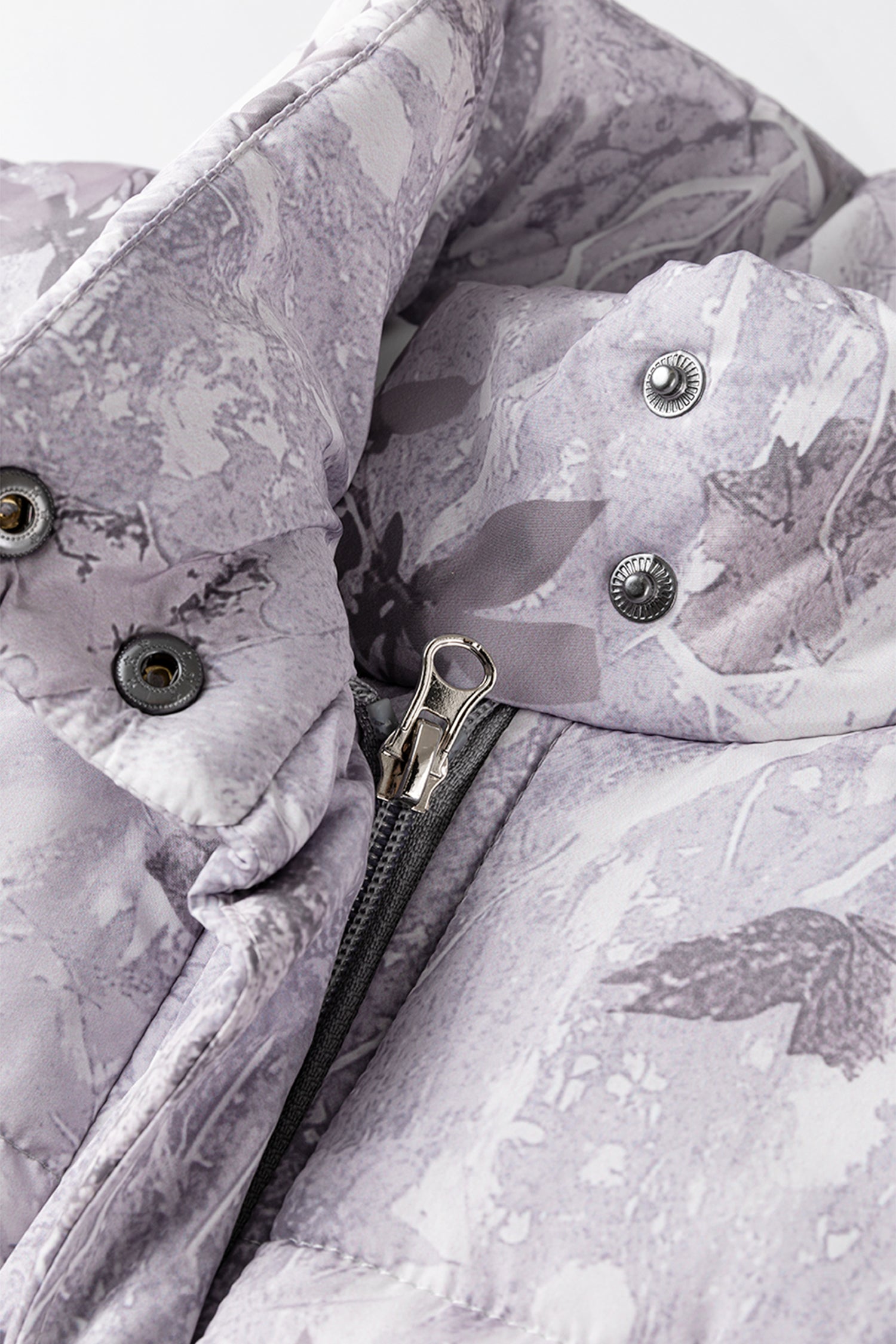 Gray Camo Leaf Print Winter Puffer Vest - Cowaa