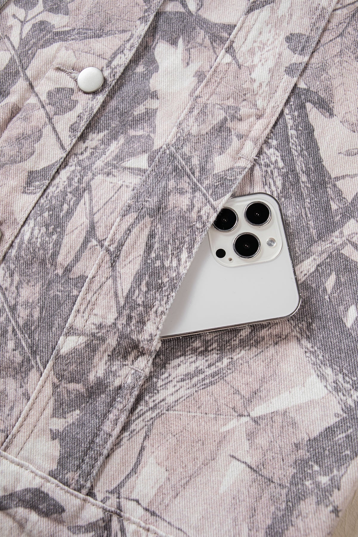 Gray Abstract Camo Print Colorblock Collar Oversized Shift Silhouette Denim Jacket