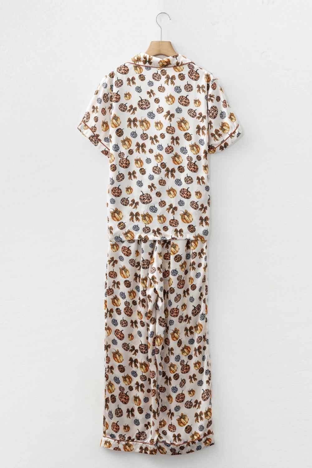 Beige Leopard Pumpkin Allover Halloween 2pcs Pajama Set - Cowaa