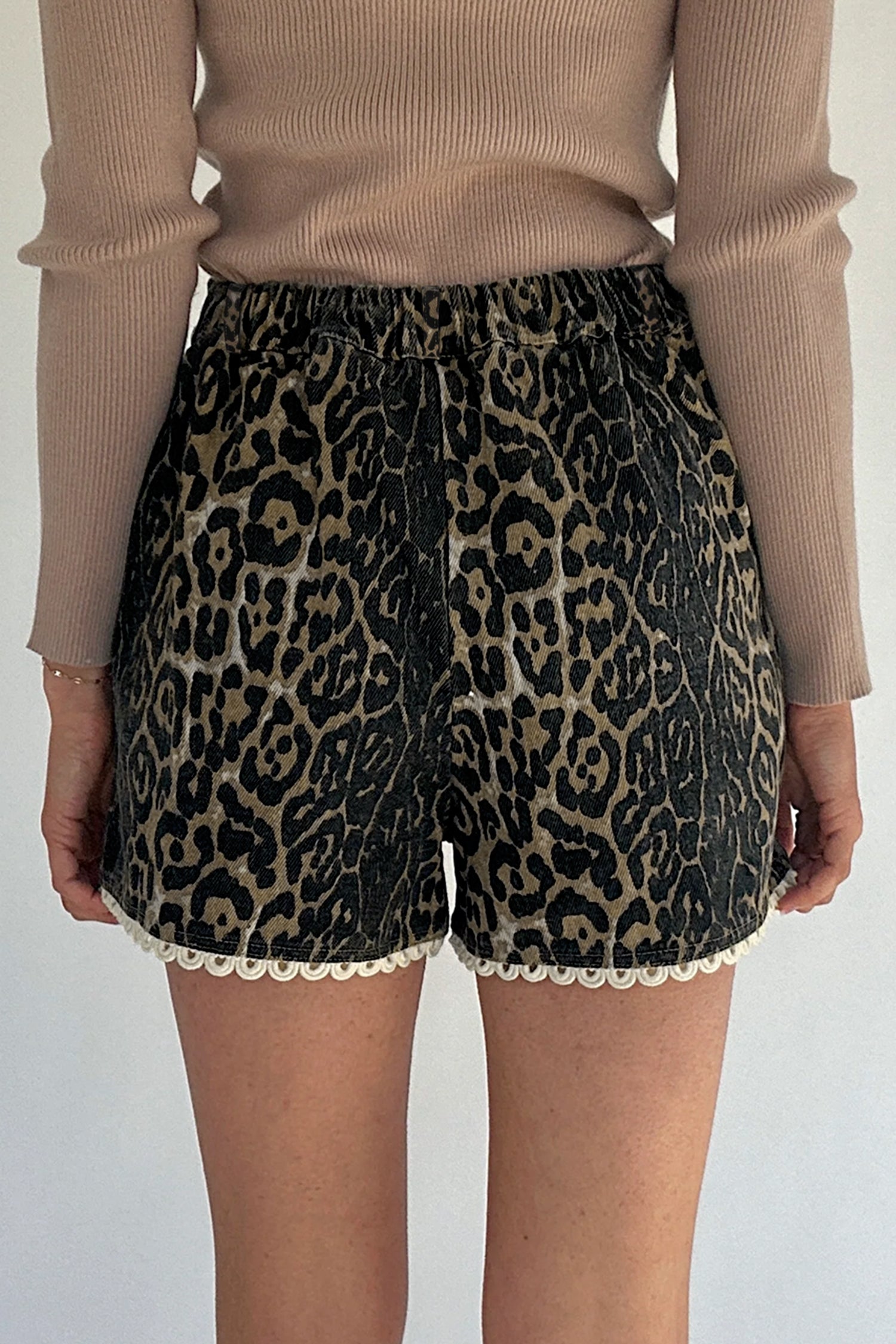 Khaki Contrast Scalloped Lace Trim Leopard Denim Shorts.