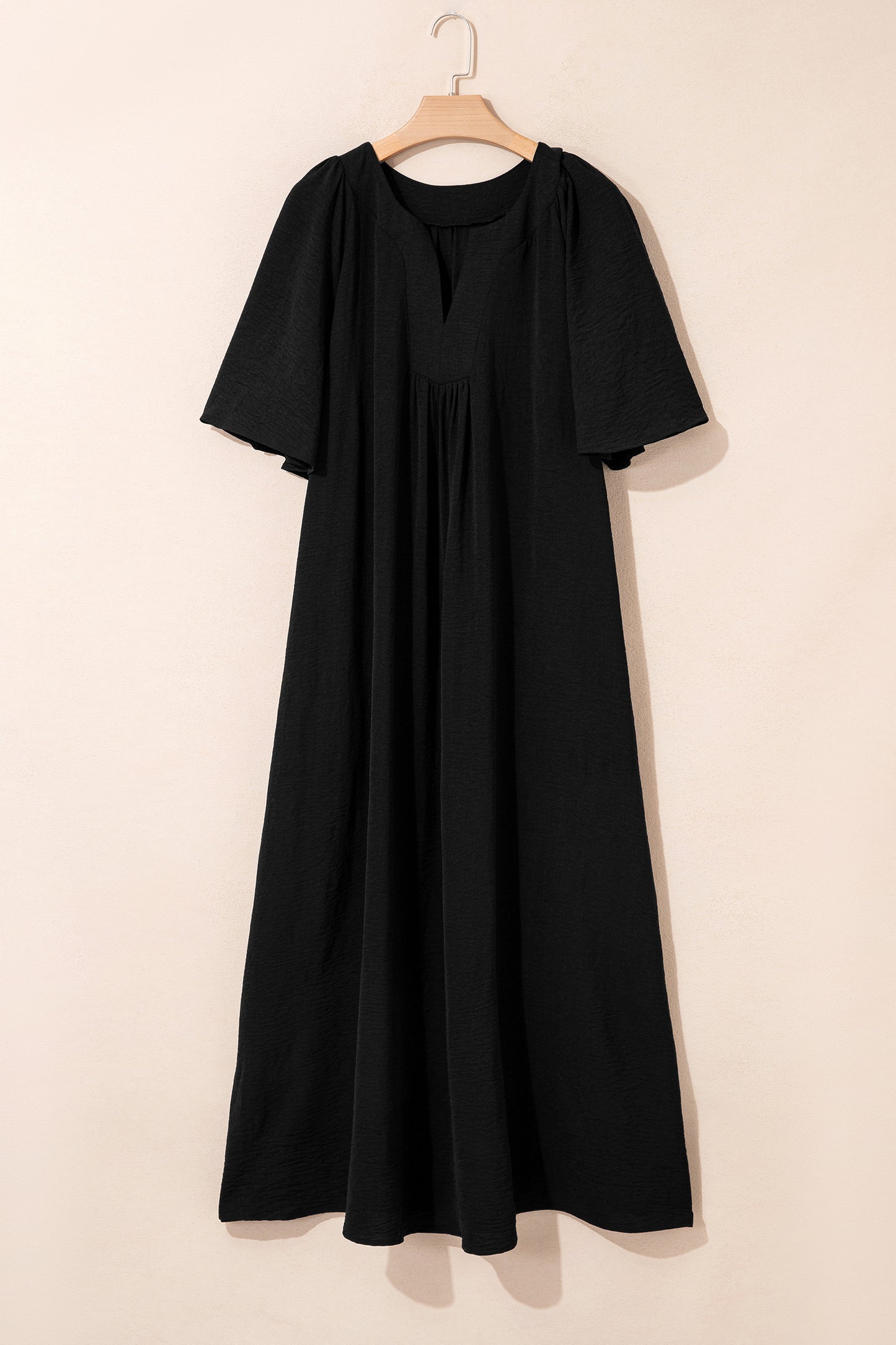 Black Plus Size Solid Color Notched Neck Short Sleeve Loose Dress - Cowaa