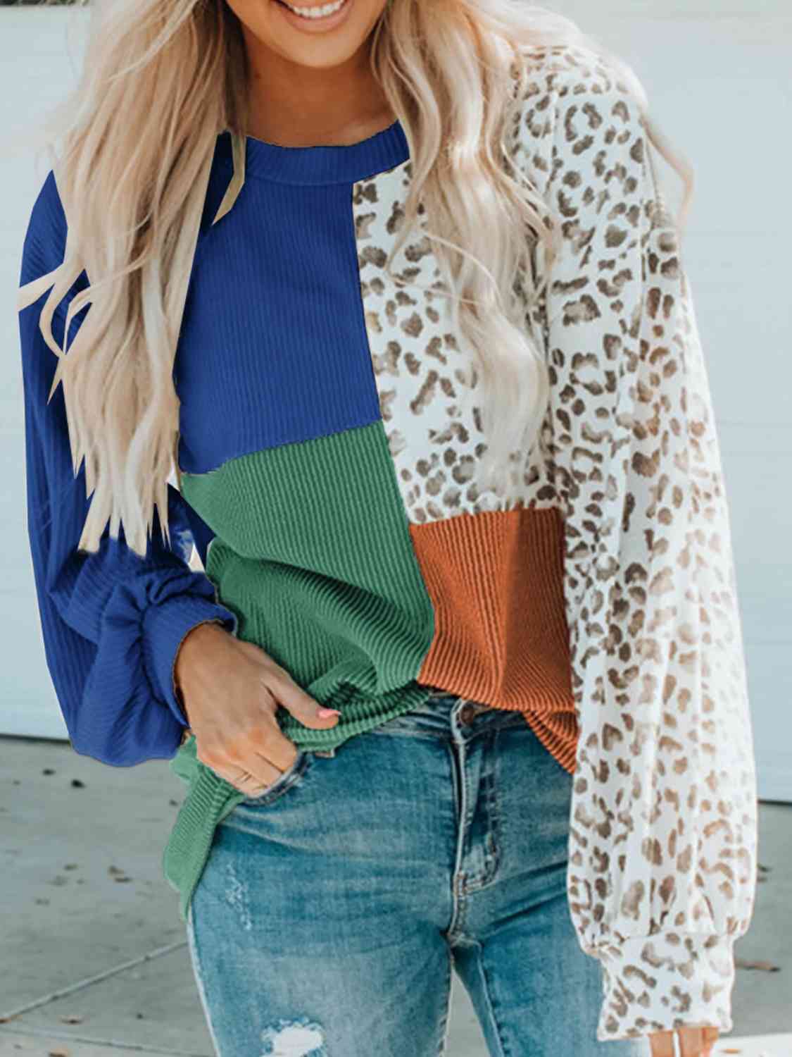 Leopard Round Neck Sweatshirt - Cowaa